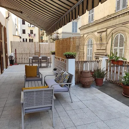 Terrazza Garibaldi アパート *